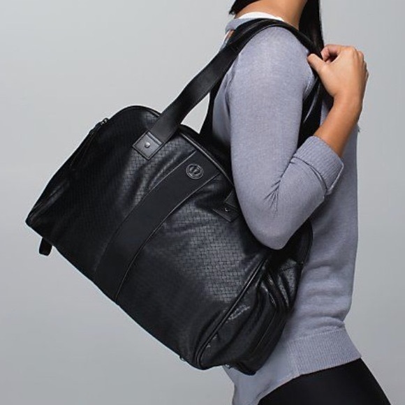 Lululemon Two Times A Yogi Duffle Bag Black